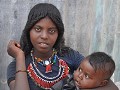 AFAR-meisje met kind in BATI