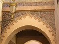 Toegangspoort naar moskee in Marrakech