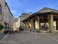 Fr-Sp-Po26-01 -06-Martel, de overdekte marktplaats