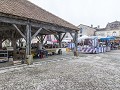 Fr-Sp24-01 -52-Monpazier, markt op centraal plein