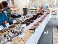 Fr-Sp22-02 -41-Markt in Louhans, Vanillekraam