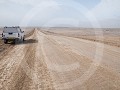 Nam-01-61-Skeleton Coast - rustplaats langs de weg