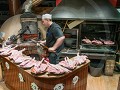 Po19-05.66 De kok aan z'n 'horno lena'