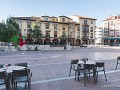Fr-Sp-Po23-02 -17-Centraal plein in Torrelavega