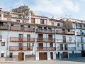 Fr-Sp19-02.12 Morella, typische huizenbouw