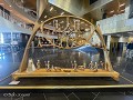 No-Zw-La25-05 -08-Kiruna, nieuw stadhuis met Sami 