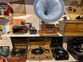 Zw-Fi-No26-02 -29-Motormuseum, draagbare platenspe