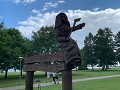 Het heksenbos: 80 houtsculpturen
