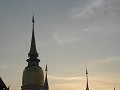 Zonsondergang bij Wat Suan Dok...