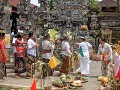 Omgeving Ubud. Ceremonie, offergaven