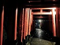 Fushimi Inari Taisha, prachtig in het donker