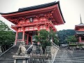 Ninenzaka-wijk, tempel
