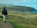 Zicht op Ahu Tangariki in de verte