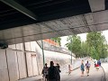 Net als baasje stoer op de skateboard