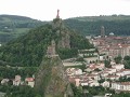 Le Puy - Rots Saint-Michel d'Aiguille met kapel + 