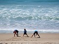 Waar er strand is worden er vulkanen getekend!