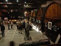 Immense wijnvaten in een bodega in Maipu