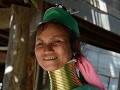 DE KAYAN OF PADAUNG ZIJN GEVLUCHT UIT BIRMA.