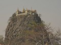 Het bedevaartoord Mount Popa.