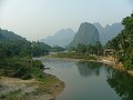 Het prachtige landschap vanaf Vang Vieng dat gaand
