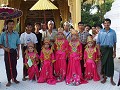 klaar voor de ceremonie in Shwesandaw Paya-Taungoo