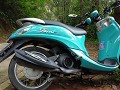  met de scooter trekken we de bergen in