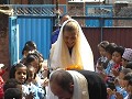 Hartelijke ontvangst aan schooltje in Kathmandu